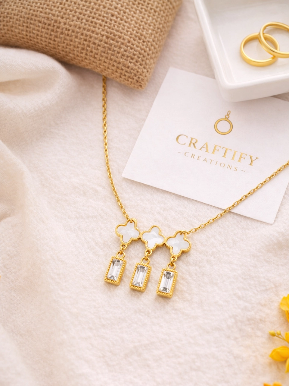 2 Lifestyle flatlay photo