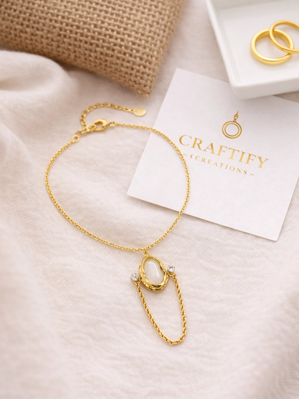 2 Lifestyle flatlay photo