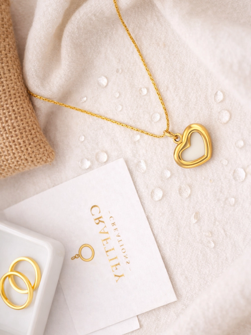 2 Lifestyle flatlay photo