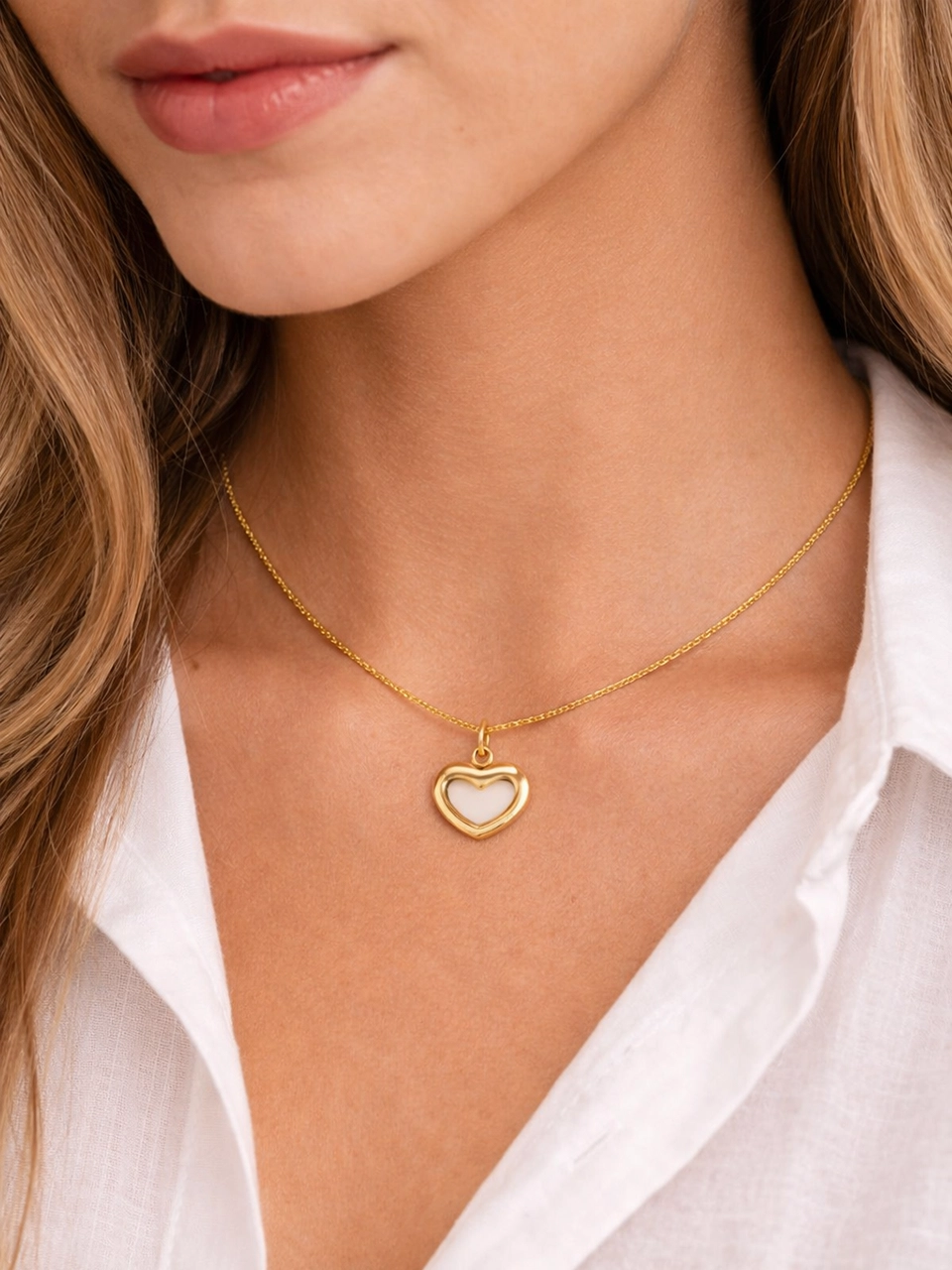 4 Model wearing photo