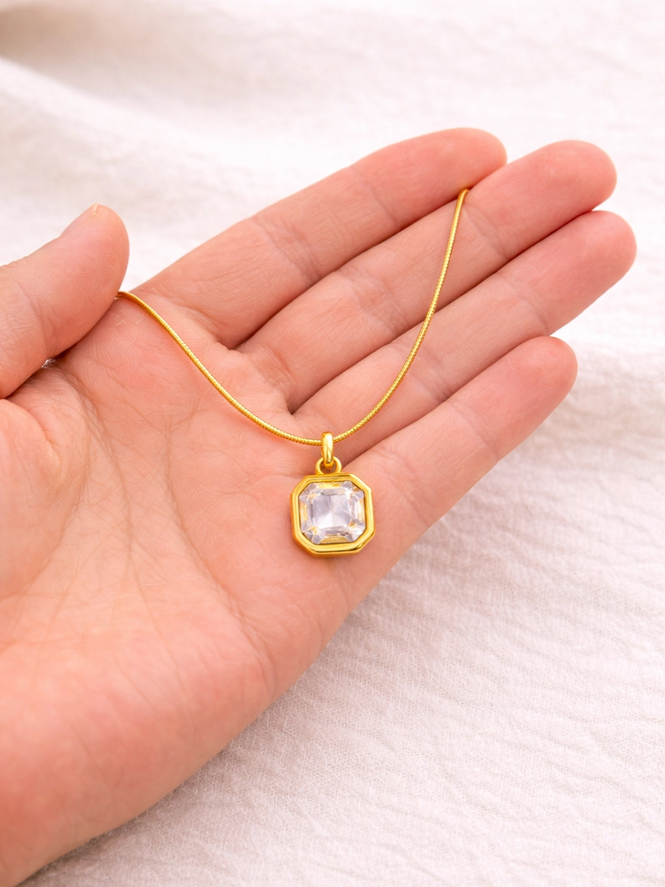 8 Size reference photo