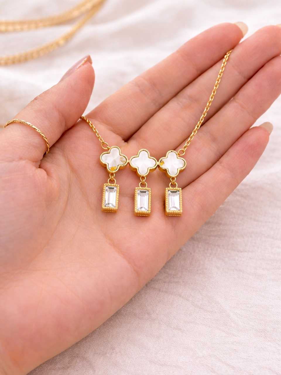 8 Size reference photo