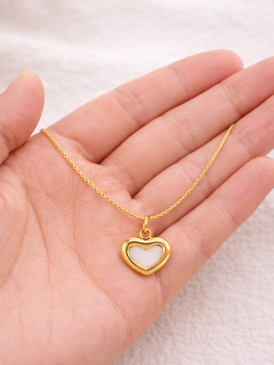 8 Size reference photo