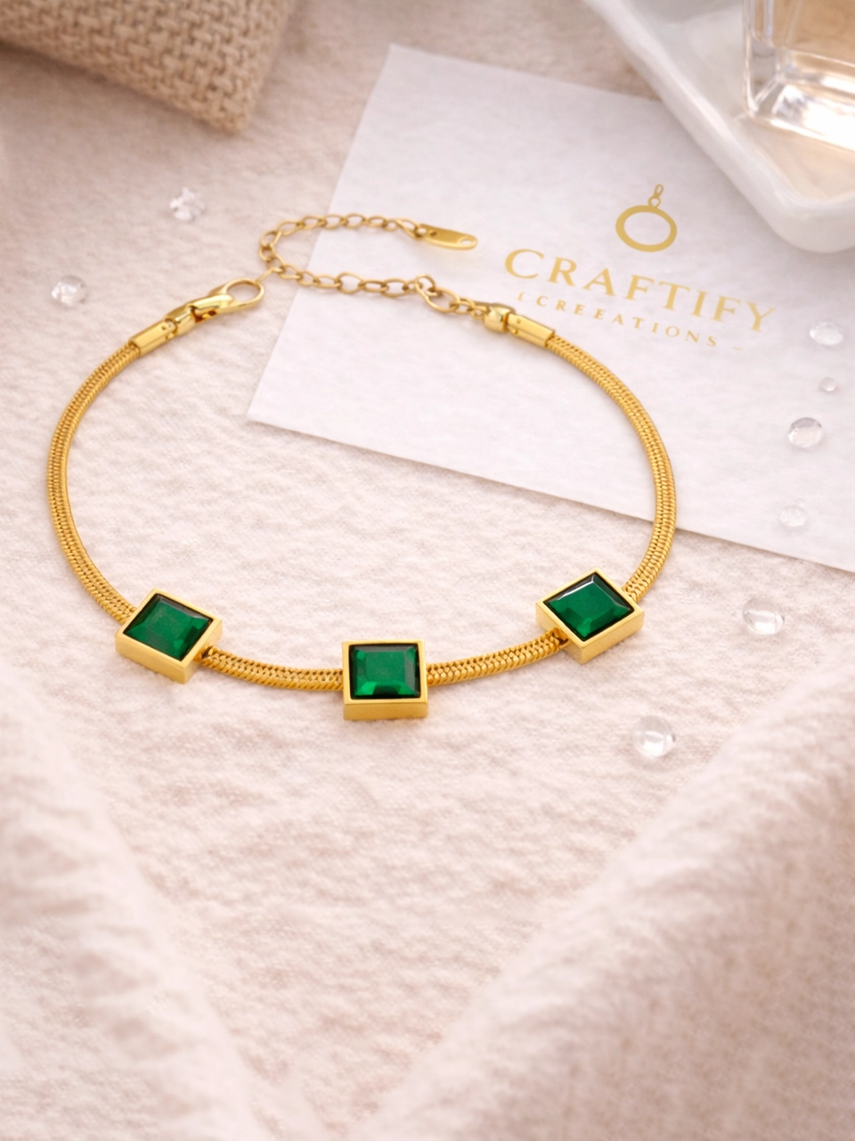 2 Lifestyle flatlay photo