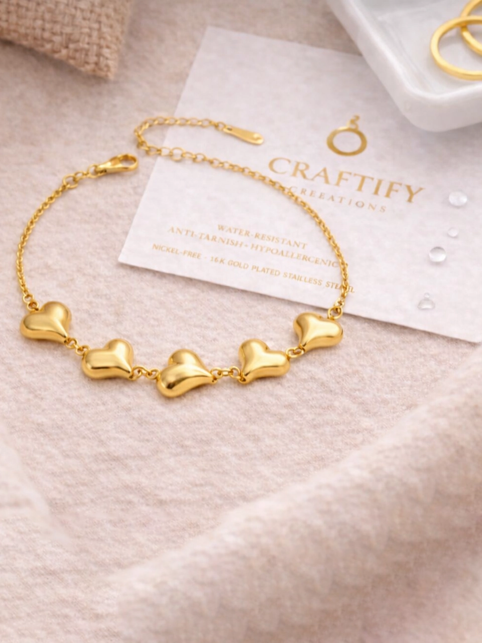 2 Lifestyle flatlay photo